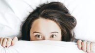 Insomnia este o tulburare de somn care face dificila adormirea, mentinerea somnului sau obtinerea unui somn odihnitor. Acest lucru poate duce la senzatii de oboseala, iritabilitate si dificultati de concentrare […]